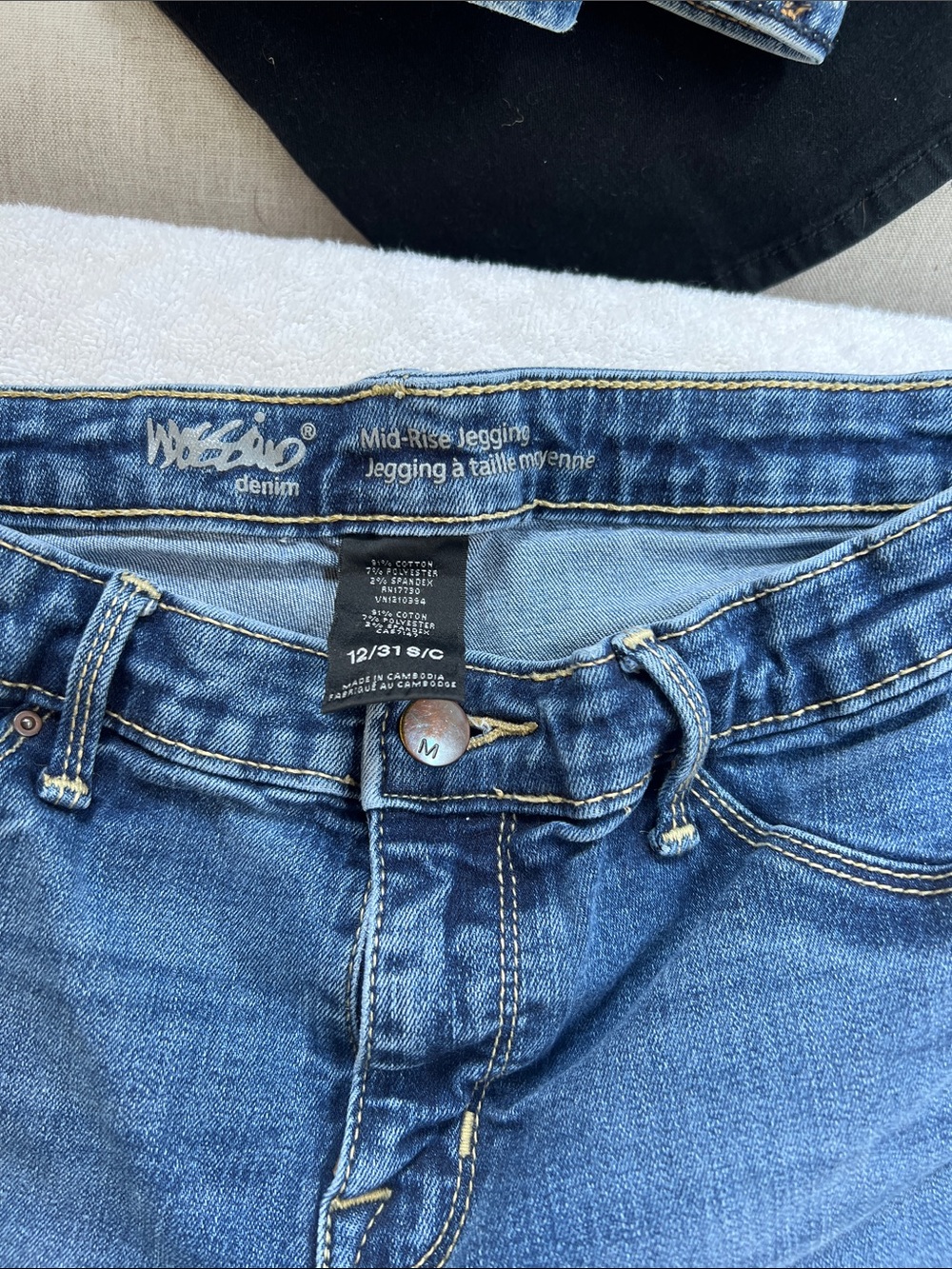 Mossimo Mid-Rise Blue Denim Jeggings - Classic Blue